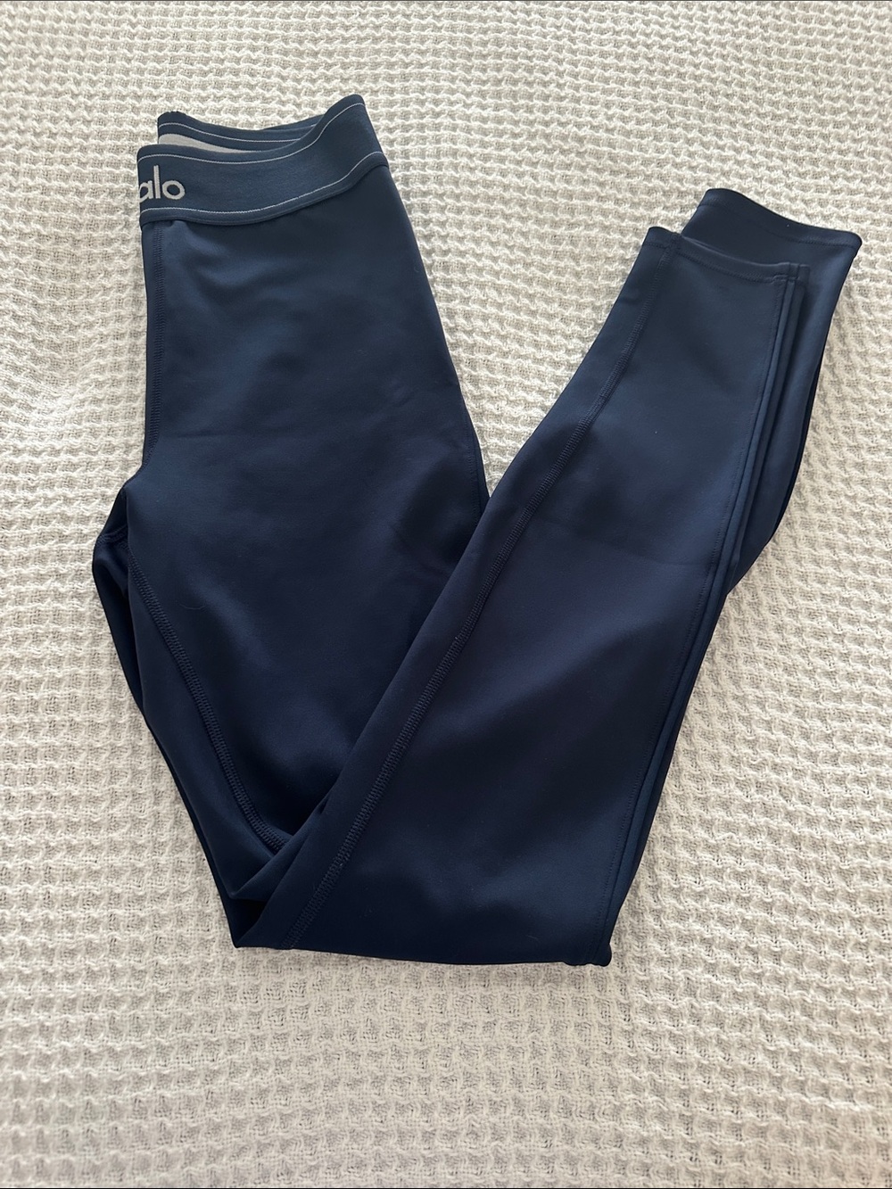 Navy ALO High Waist Airlift Leggings -Small